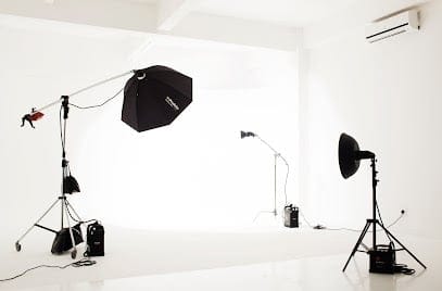 AF1QipOTgOtvuz LQx2bsBhz0r4Ns8eScycihHXn0Xu5w408 h268 k nodummy